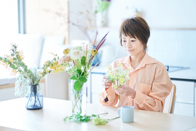 フラワーアレンジメントはポイントをおさえれば、初心者でも作れる！